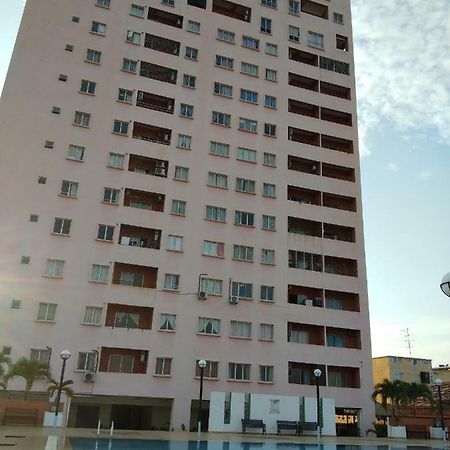 Plaza Melaka Raya Apartment Eksteriør billede